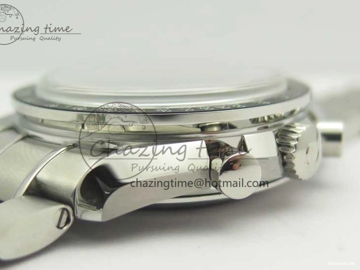 1227 Lightweight Speedmaster SS Snoopy OMF Best Edition White Dial on SS Bracelet Manual Winding Chrono Movement 7992